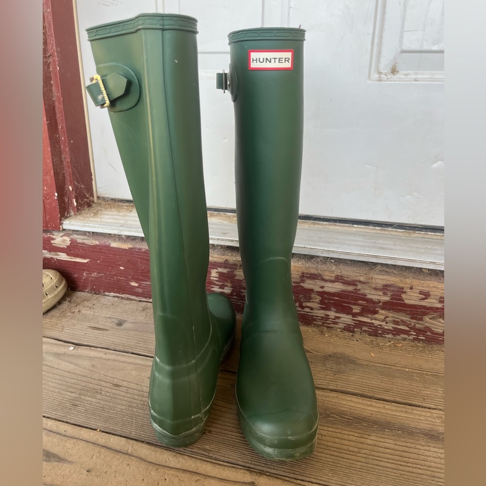 forest green hunter rain boots